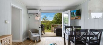 Oceanfront 6BR Across from Craigville Beach
