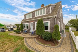Exterior - Oceanfront 6BR Across from Craigville Beach (Barnstable)