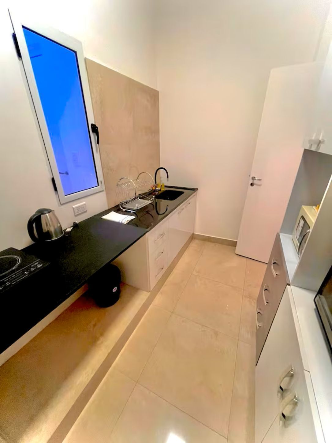 Fridge, microwave, stovetop, toaster