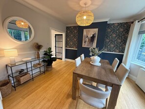 Dining - Save 20%OFF Monthly| Wayside Retreat | Sleeps 7 (North Yorkshire)