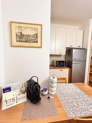 Dining - Vrbo Property (Firenze)
