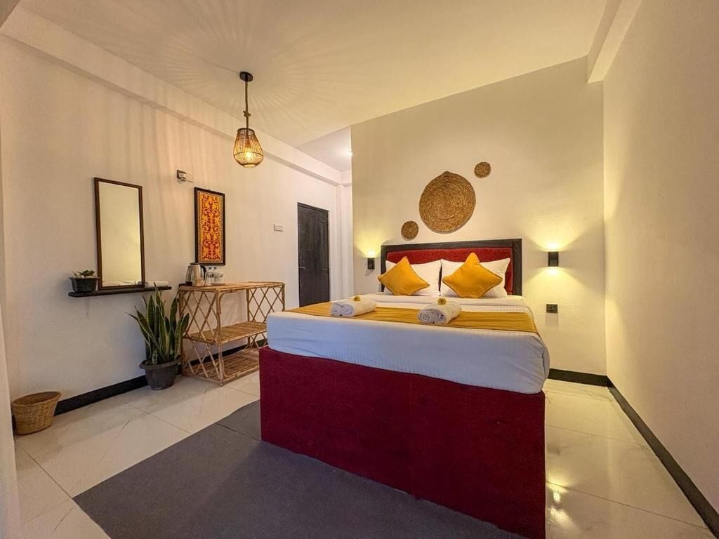 Deluxe Double Room, Balcony, Mountain View | Laptop workspace, free WiFi