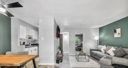3 Min Walk to AT&T | 1BR | Parking + Pets + Gym