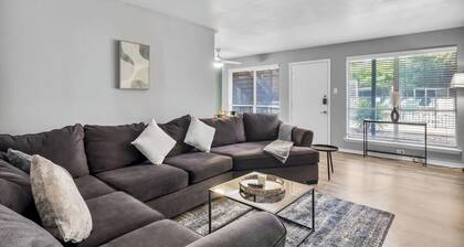 3 Min Walk to AT&T | 3BR | Parking + Pets + Gym
