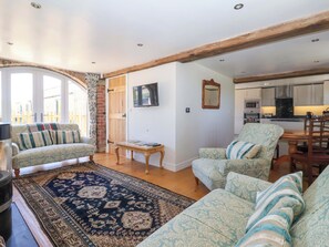 Living area - The Granary (York)