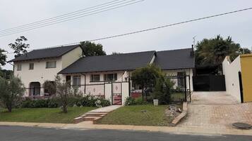 House, 5 Bedrooms, Smoking | Exterior