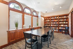 Meeting facility - Pet-Friendly 2BR Suite w/ Kitchen & Free Breakfast | Near Tri-City Park - 1.2 mi (Brea)