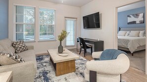Desk, iron/ironing board, WiFi, bed sheets - Landing | Beautiful 1BD, Pool, Clubhouse (Memphis)
