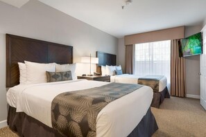 Room - 2 Units: Suite w/ Full Kitchen: 2.7 Mi to Hiking at Craig Regional Park (Brea)