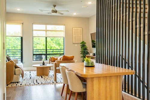 Scandinavian Retreat | Patio + Minutes to Magnolia