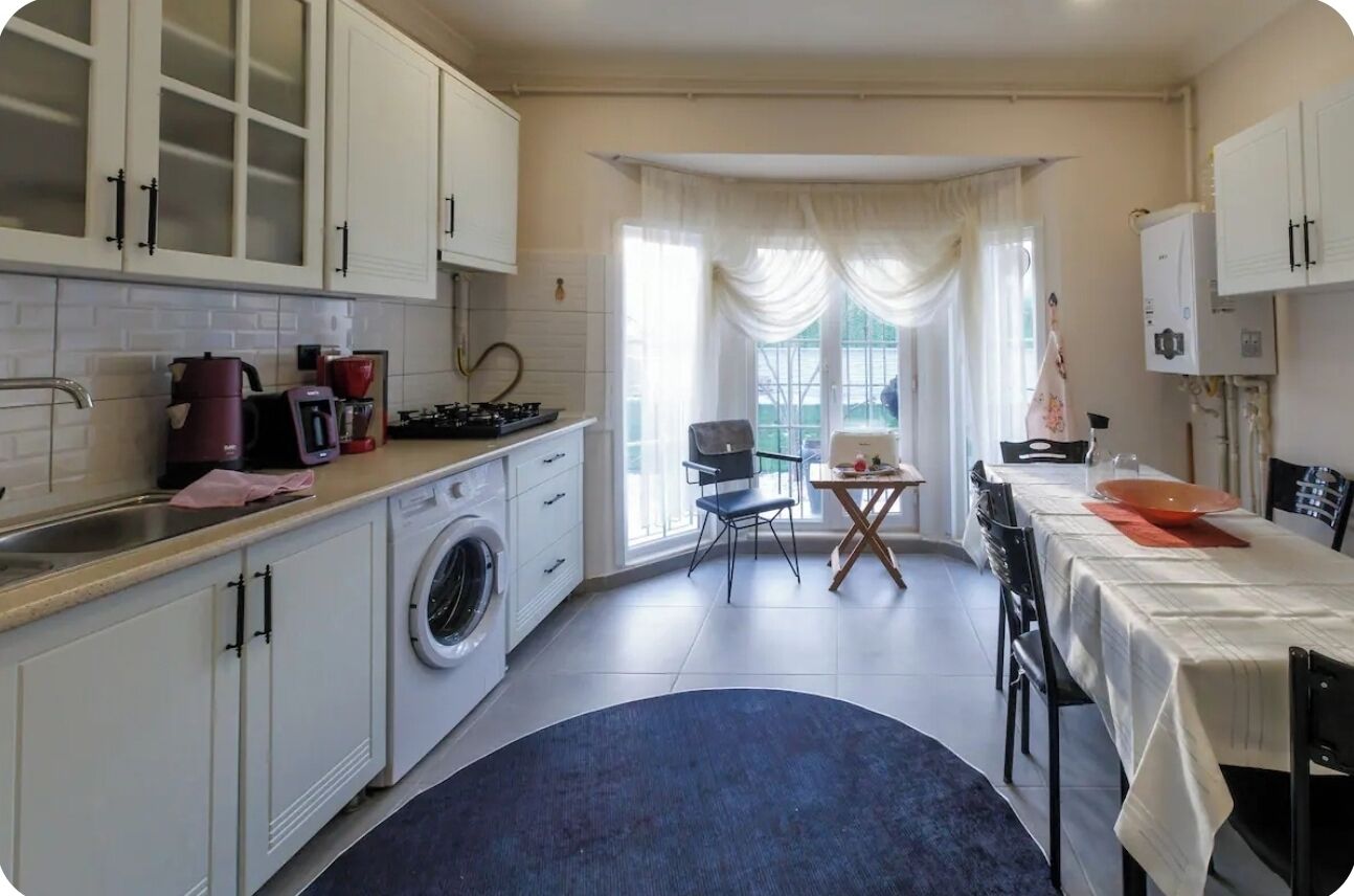 Villa familiare, patio, vista giardino | Cucina privata