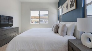 Desk, iron/ironing board, WiFi, bed sheets - Landing | Chic 3BD, Pool (Casas Adobes)