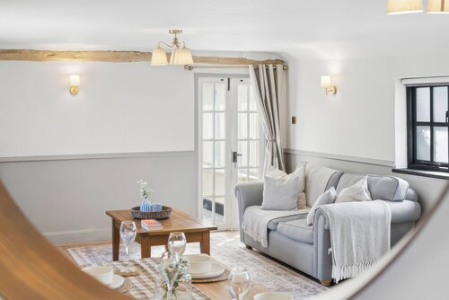 Five Acres Cottage