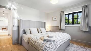 1 bedroom, WiFi (free), individually decorated, individually furnished