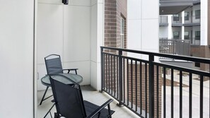 Property grounds - Landing | Beautiful 1BD, Game Room, Courtyard (Chapel Hill)