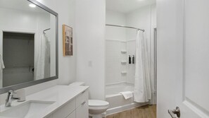 Bathroom - Landing | Beautiful 1BD, Game Room, Courtyard (Chapel Hill)