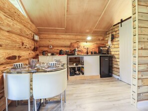 Dining - Owl Valley Cabin (Oswestry)
