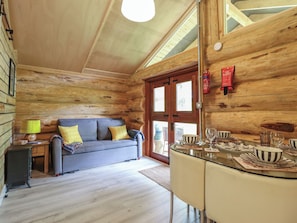 Bahagian dalam
