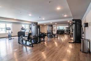 Fitness facility - Landing | Stylish 2BD, Gym, Game Room (Wichita)
