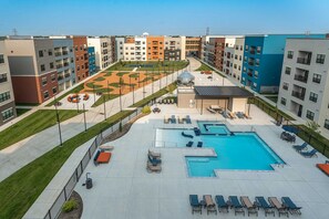 Exterior - Landing | Incredible 2BD, Courtyard, Gym (Wichita)