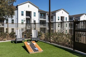 Property grounds - Landing | Stylish 2BD, Gym, Pool (Austin)