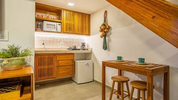 Apartment | Dining