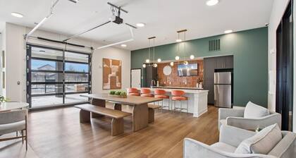 Landing | Chic 1BD, Clubhouse, Gym