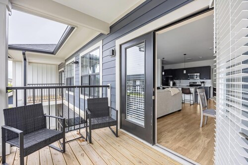 Landing | Stylish 1BD, Clubhouse, Gym