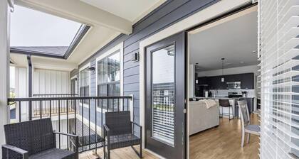 Landing | Stylish 1BD, Clubhouse, Gym