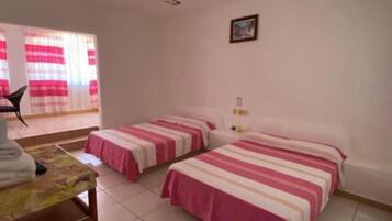 Iron/ironing board, free WiFi, bed sheets