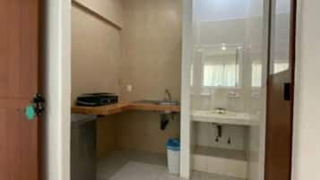 Classic Double Room, Balcony, Ocean View | Interior