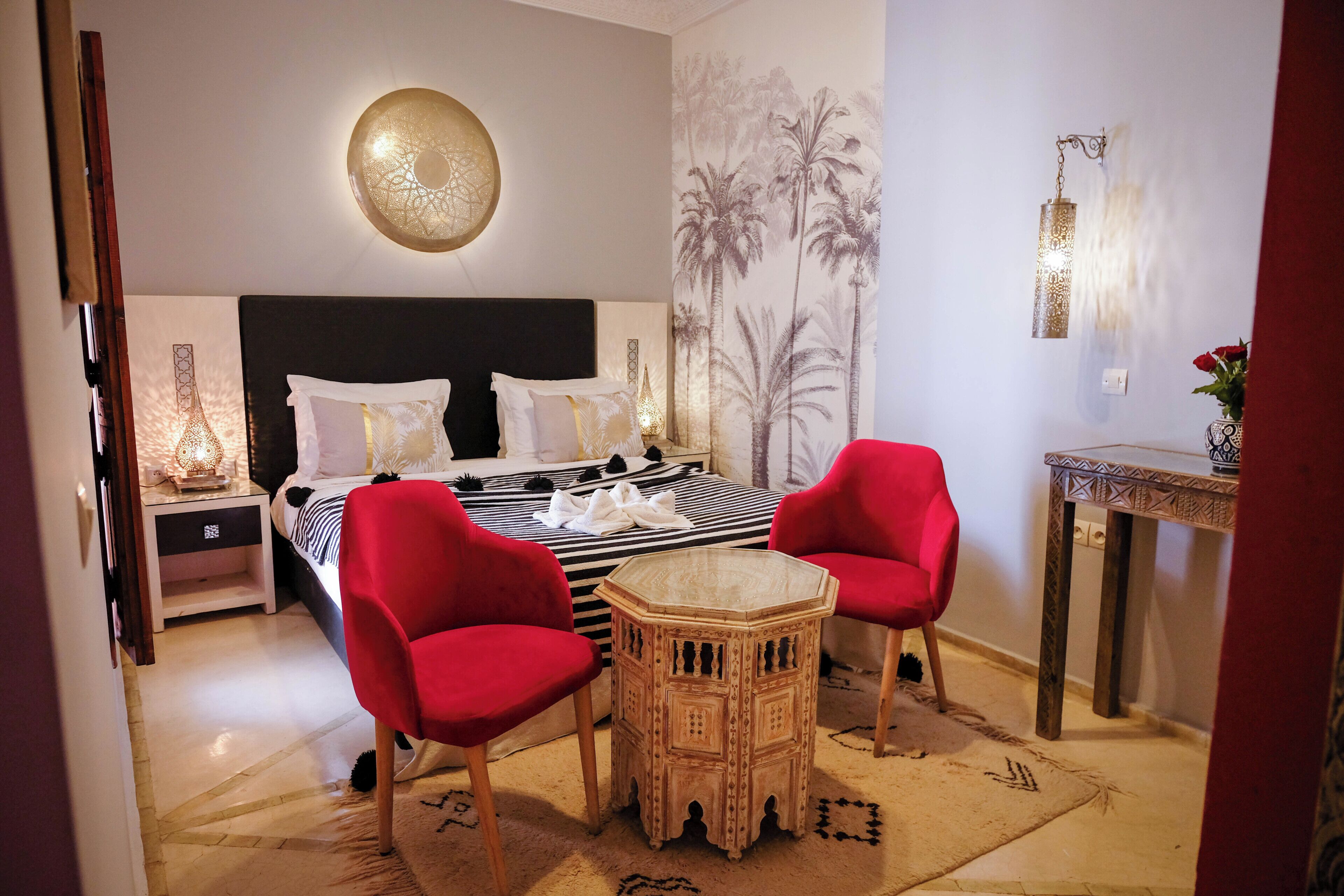 Deluxe Suite | In-room safe, free WiFi