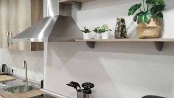 Slaapzaal, 1 slaapkamer, uitzicht op tuin | Interieur