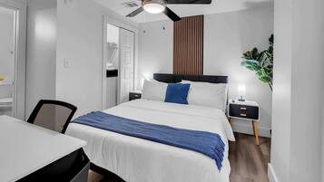 Iron/ironing board, WiFi, bed sheets