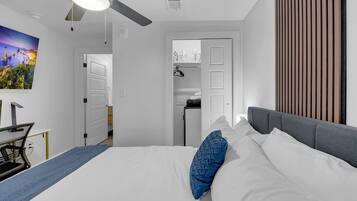 Iron/ironing board, WiFi, bed sheets
