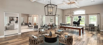 Landing | Chic 1BD, Gym