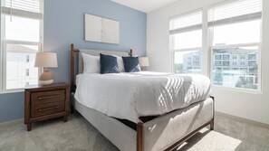 3 habitaciones, escritorio, tabla de planchar con plancha y wifi 