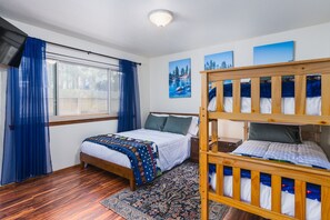 Room - Incline Village Getaway  Near Lake & Ski (Incline Village)