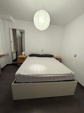 Habitación estándar doble, vistas al patio | Wifi gratis