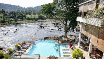Deluxe Double Room, Balcony, River View | Pool