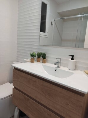 Gemeinsamer Schlafsaal, 1 Schlafzimmer | Badezimmer