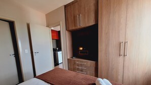 Apartment | Seterika/papan seterika, Wi-fi percuma 