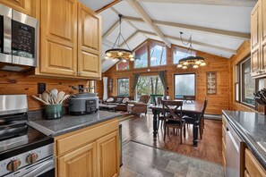 Fridge, microwave, oven, stovetop - Skye Chalet | Hot Tub, Games & Beach Passes (Lake Harmony)