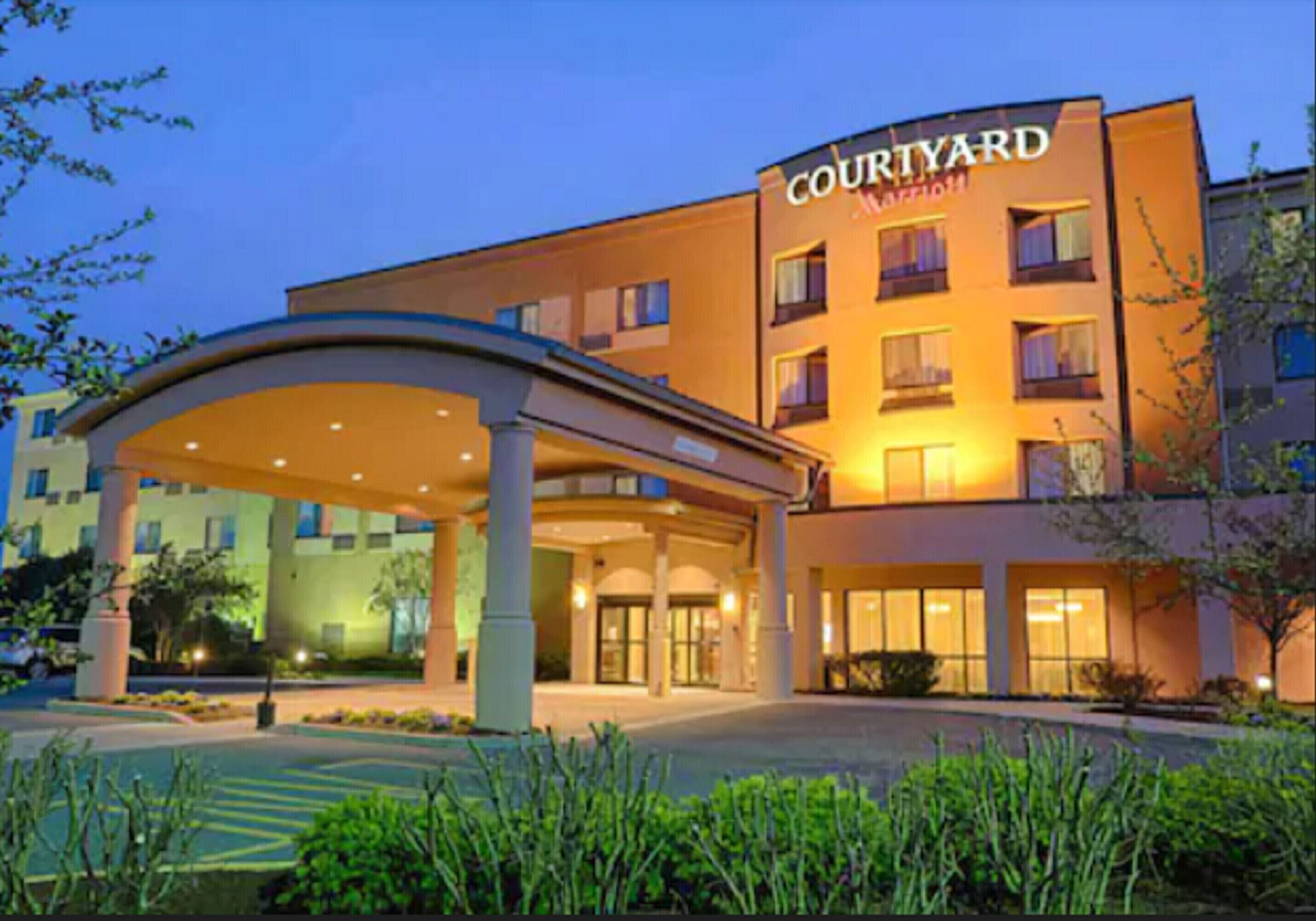 Esterni