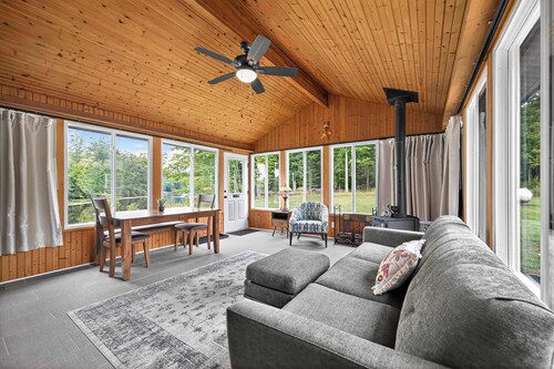 The Grand RiverHouse + Bunkhouse+Camper
