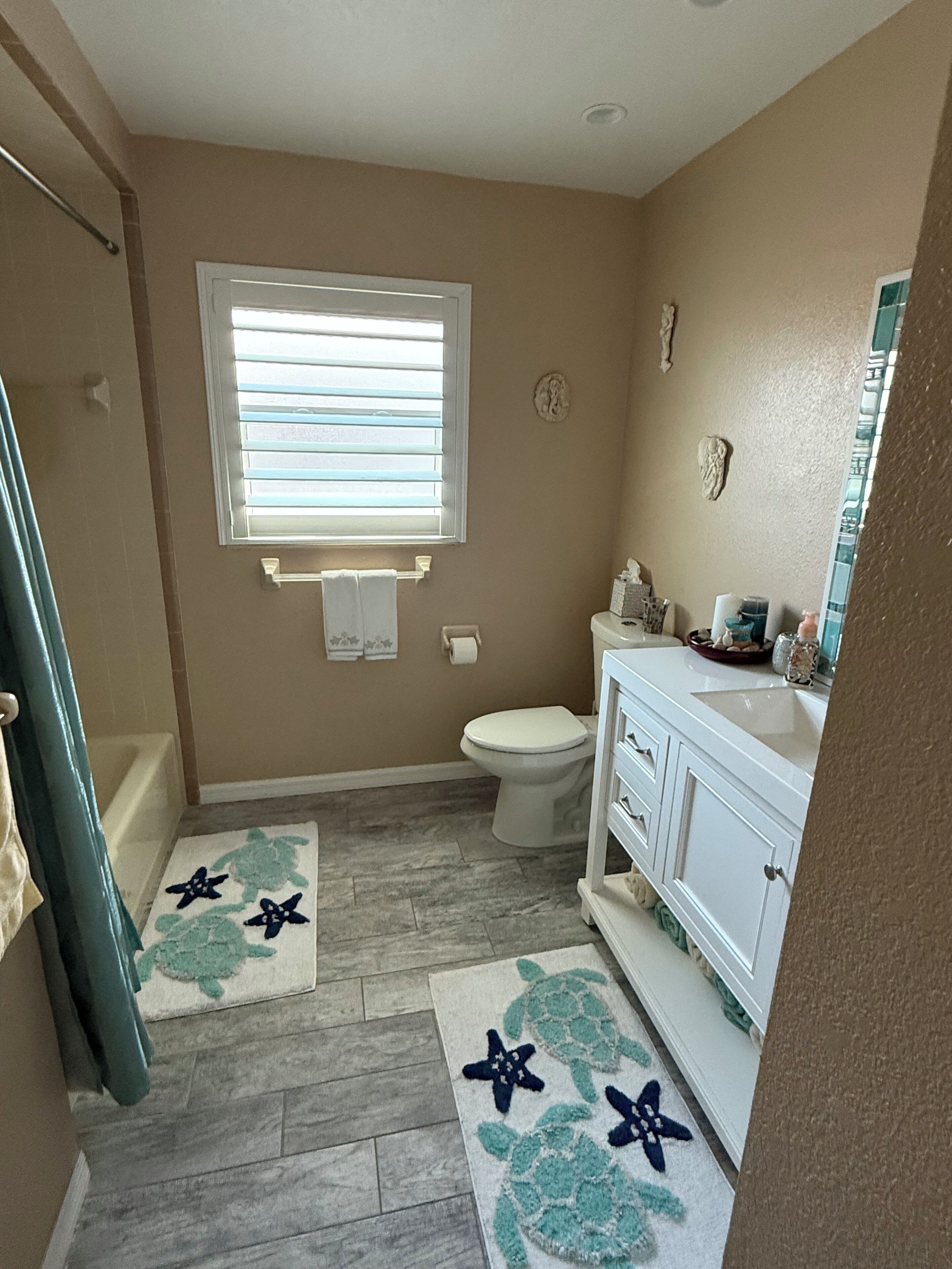 Towels, soap, toilet paper
