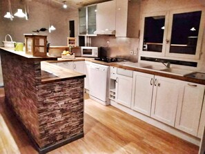 Private kitchen - Provencal cottage (L'Isle-sur-la-Sorgue)