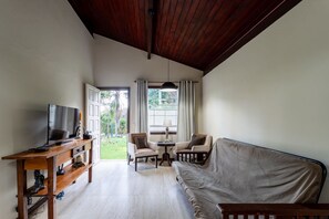 House, Smoking | 3 bedrooms - Casa com Piscina Churrasqueira e Sauna (Petrópolis)