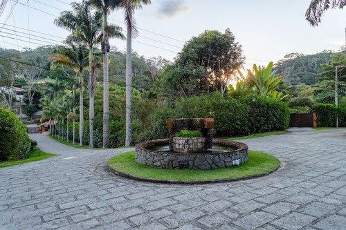 Casa com Piscina Churrasqueira e Sauna