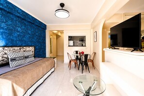 Interior - Sunny Apartment Near Puerto Madero & Galerías Pacifico (Buenos Aires)